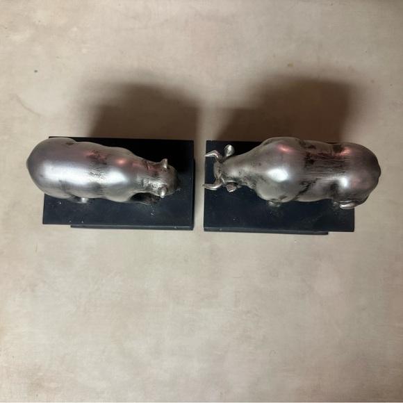 Silver Bull and Bear Bookends - Picture 3 of 5